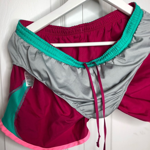 NIKE ✅ Women’s Running Shorts 3” - Picture 4 of 8